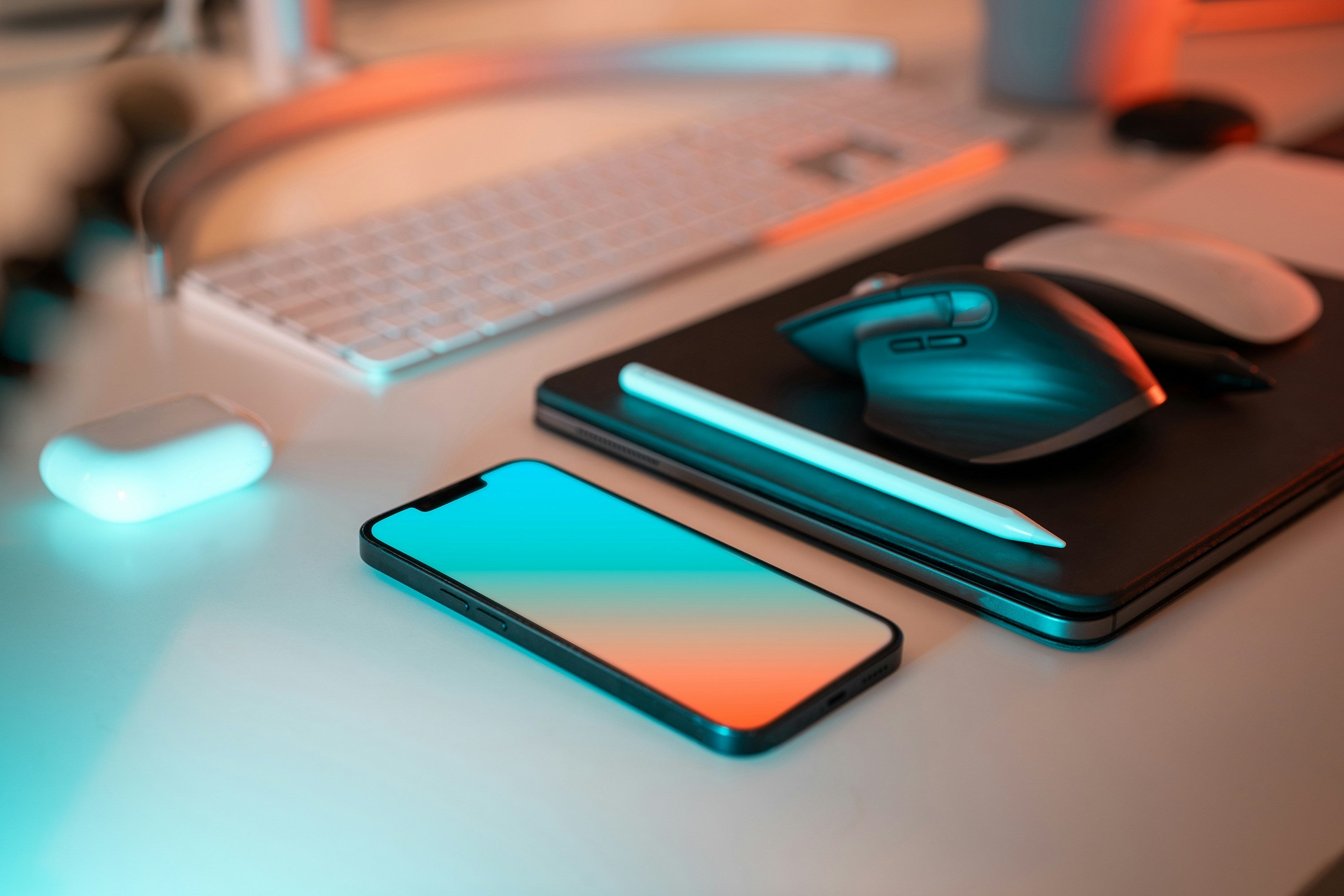 Tech & Gadgets
