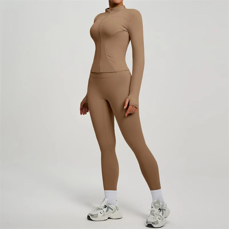Sportset met vest en legging - afbeelding 17
