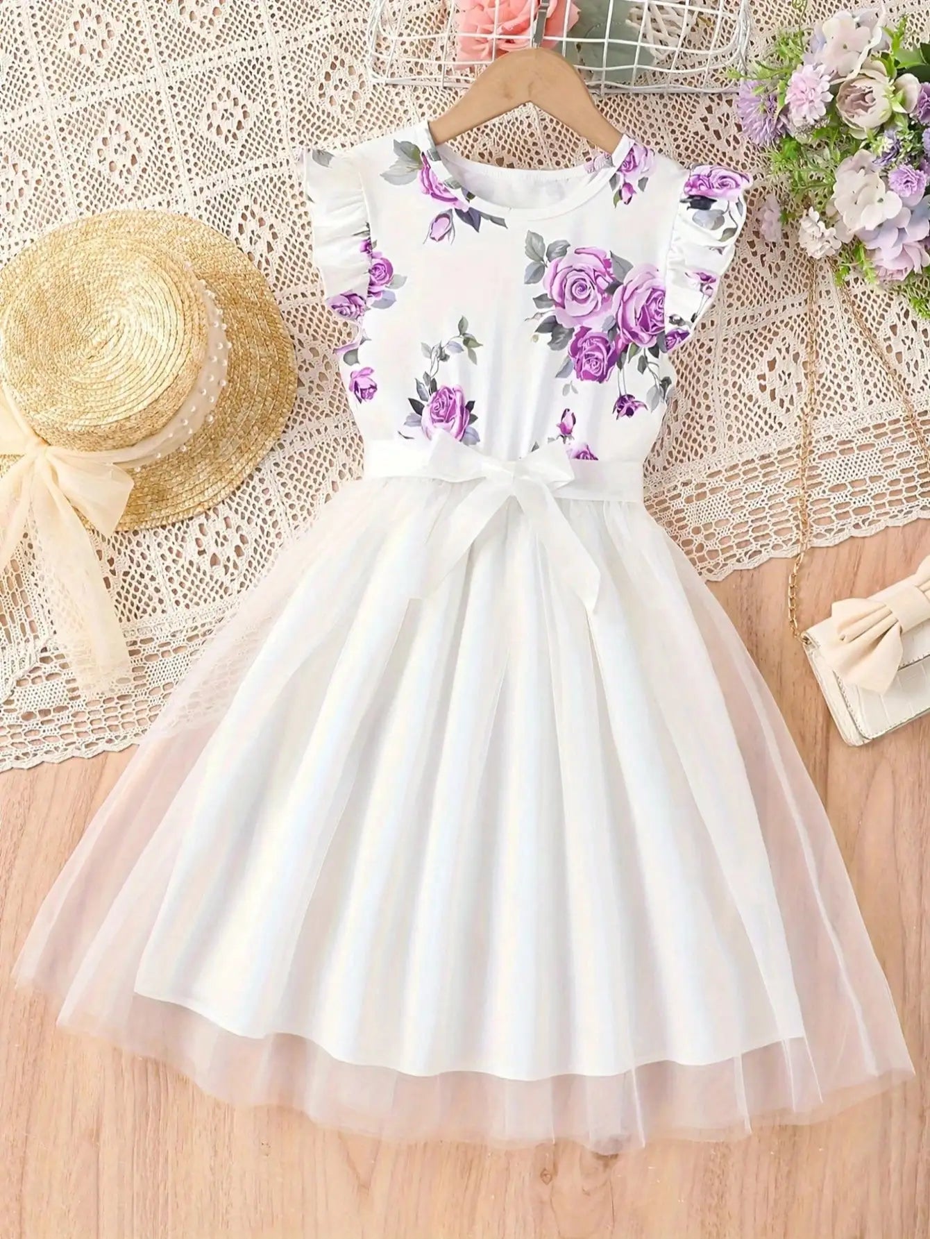 Zomerjurk met print en speelse vlindermouwen