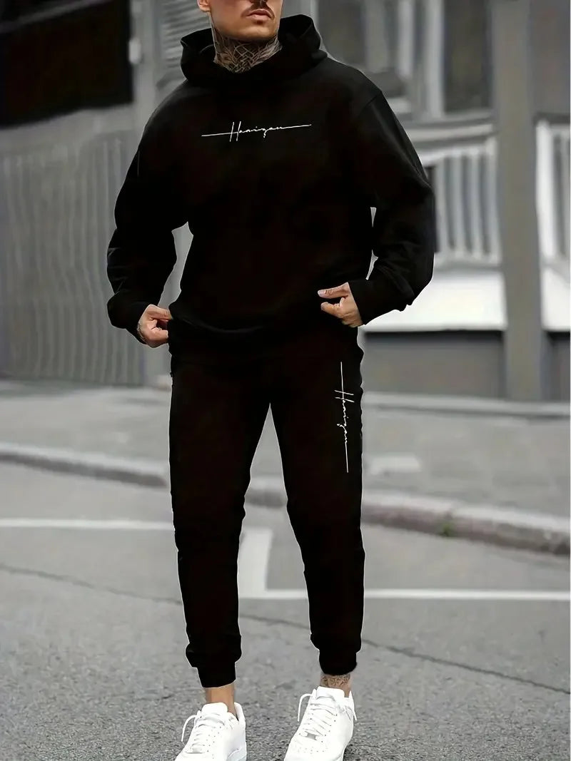 Capuchontrui met joggingbroek
