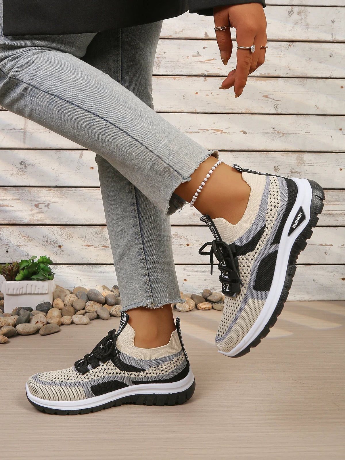 Tweekleurige gebreide sneakers - afbeelding 12