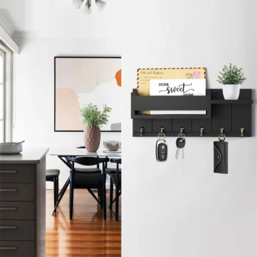 Rustieke houten wandplank met 6 haken voor post en sleutels