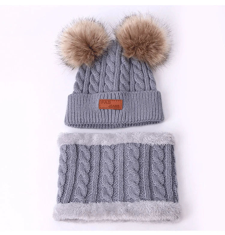 Kindermuts met pompons - afbeelding 2