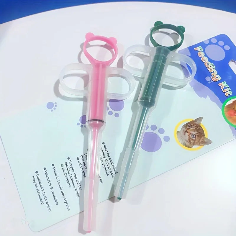 Pillendispenser met voedingsspuit voor huisdieren