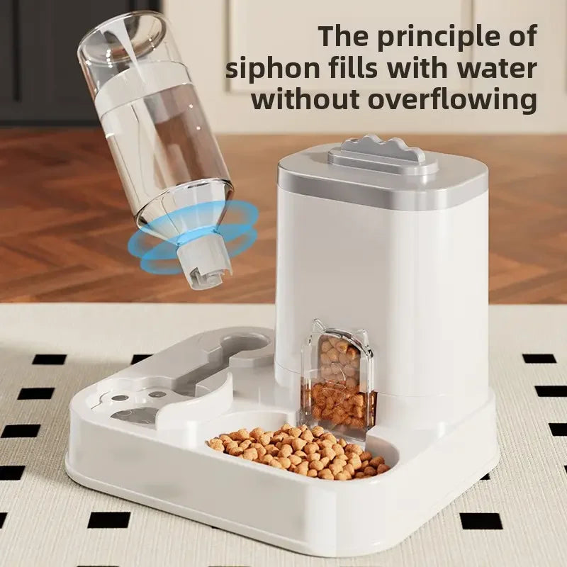 Automatische waterdispenser met geïntegreerde voerbak
