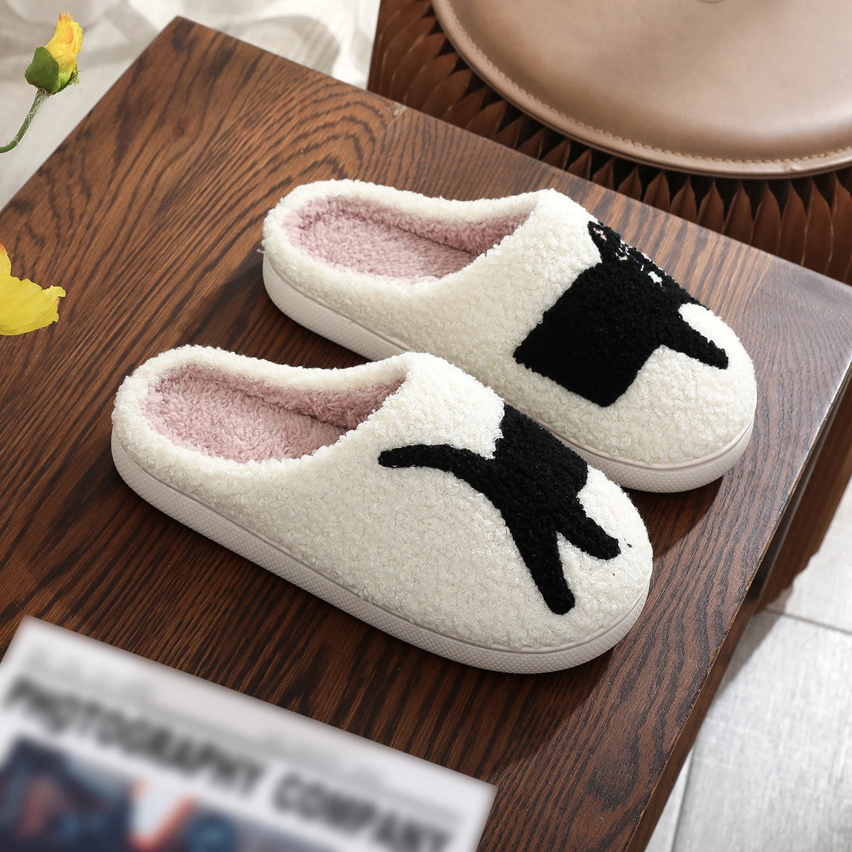 Pluche kattenprint pantoffels - afbeelding 2