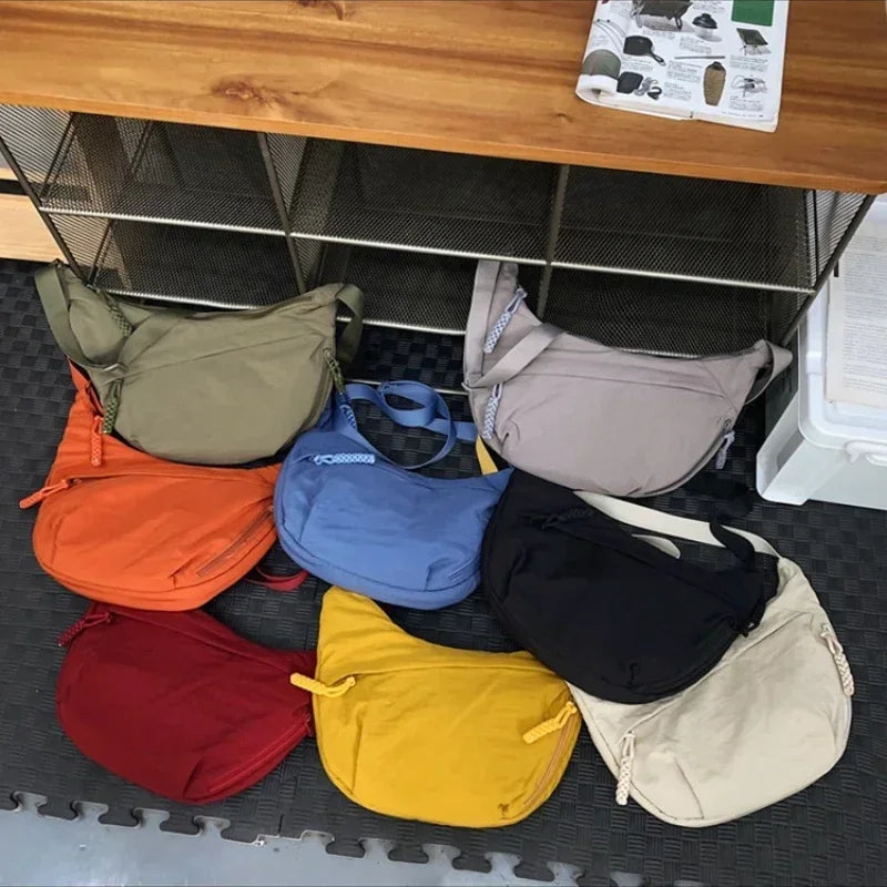 Nylon hobo crossbody tas - afbeelding 3