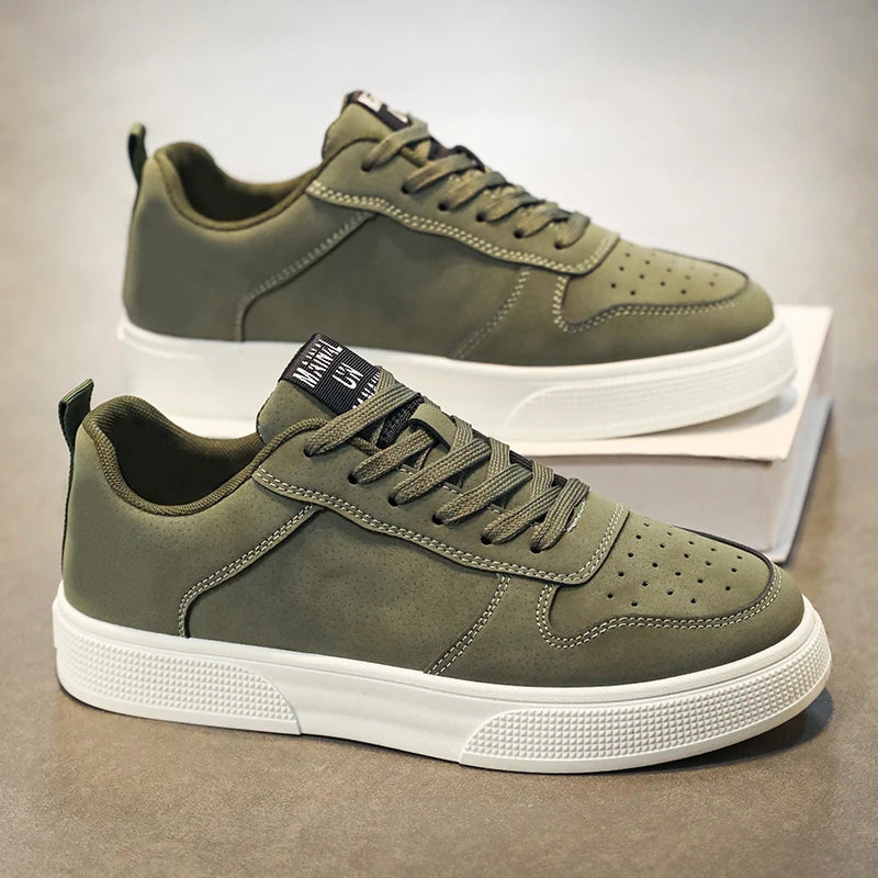 Casual sneakers