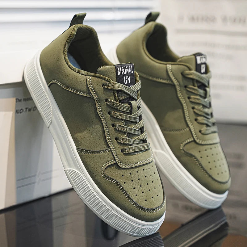 Casual sneakers