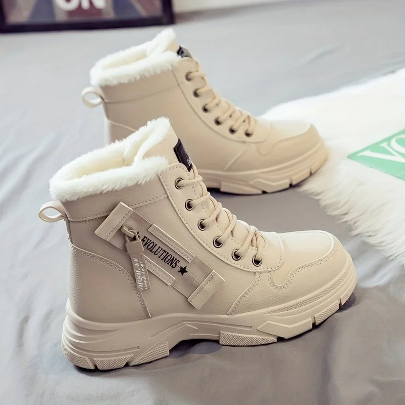 Gevoerde veterboots met plateauzool