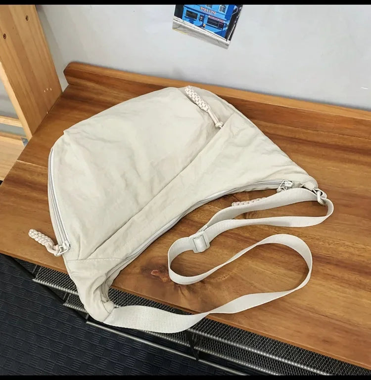 Nylon hobo crossbody tas - afbeelding 37