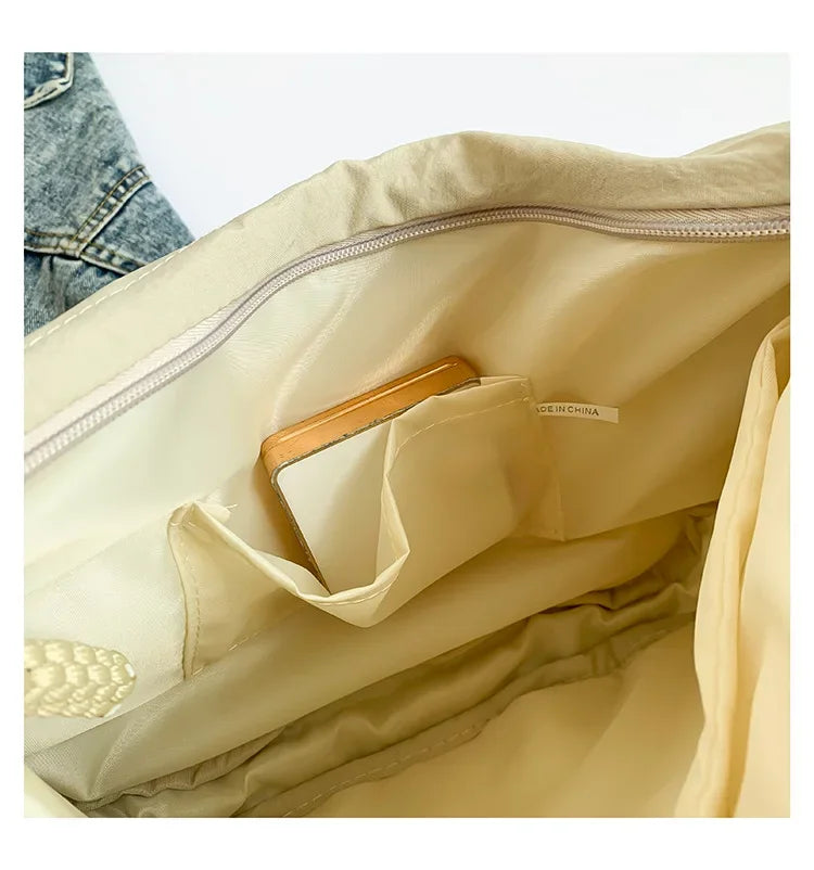 Nylon hobo crossbody tas - afbeelding 12