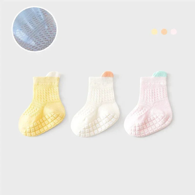 Ademende babysokken (set van 3)