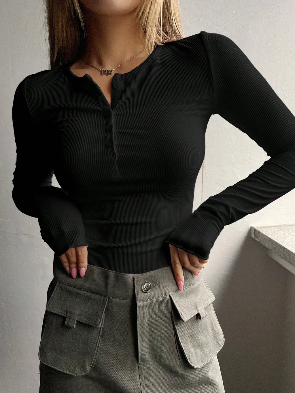 Geribde longsleeve met knoopjes - afbeelding 16
