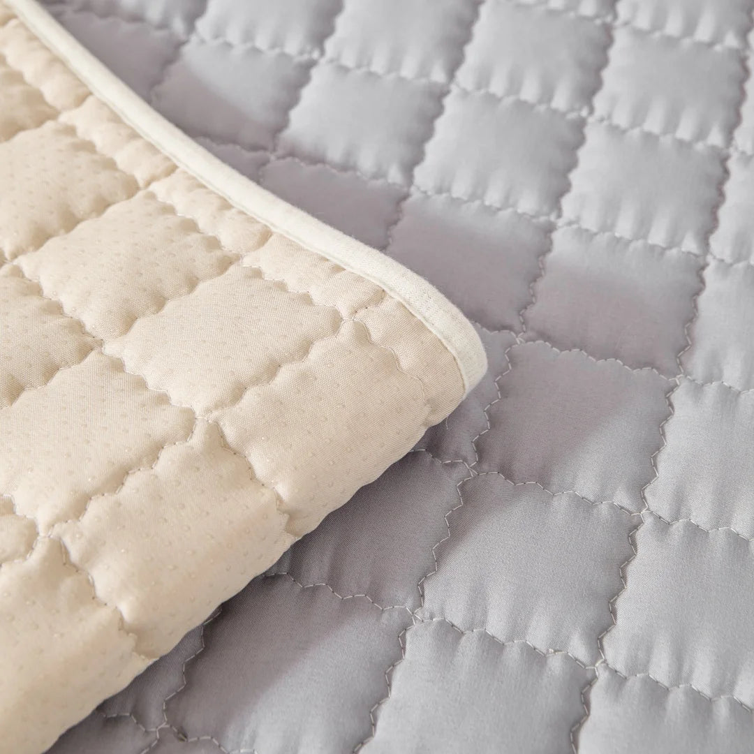 Eenvoudige gewatteerde antislip bankhoes