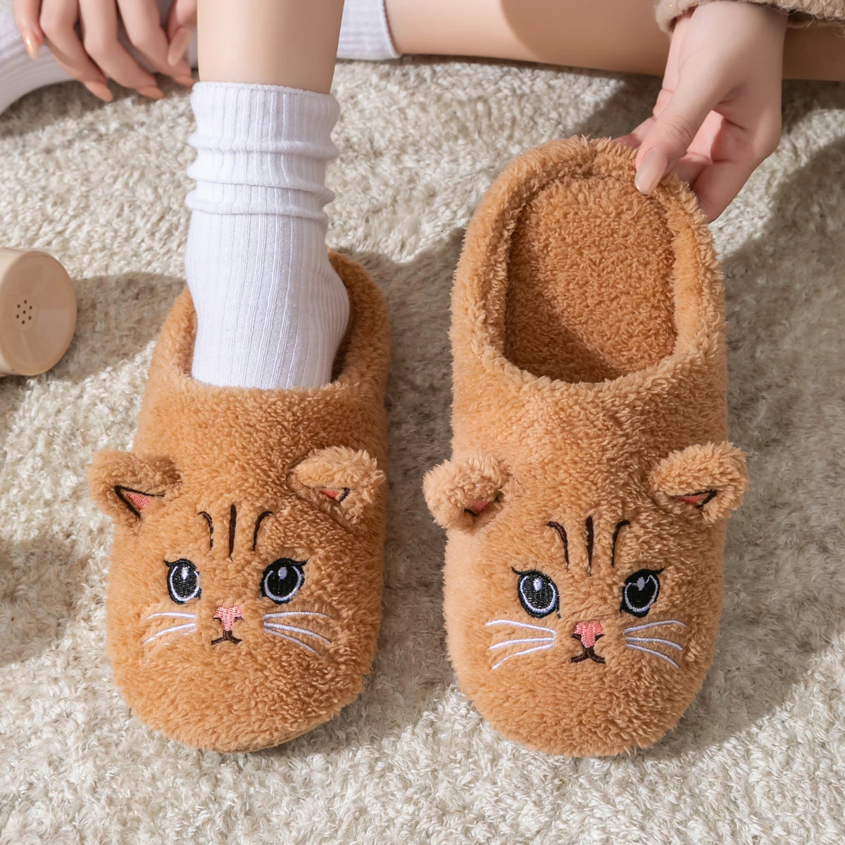 Pluche kattenpantoffels - afbeelding 10