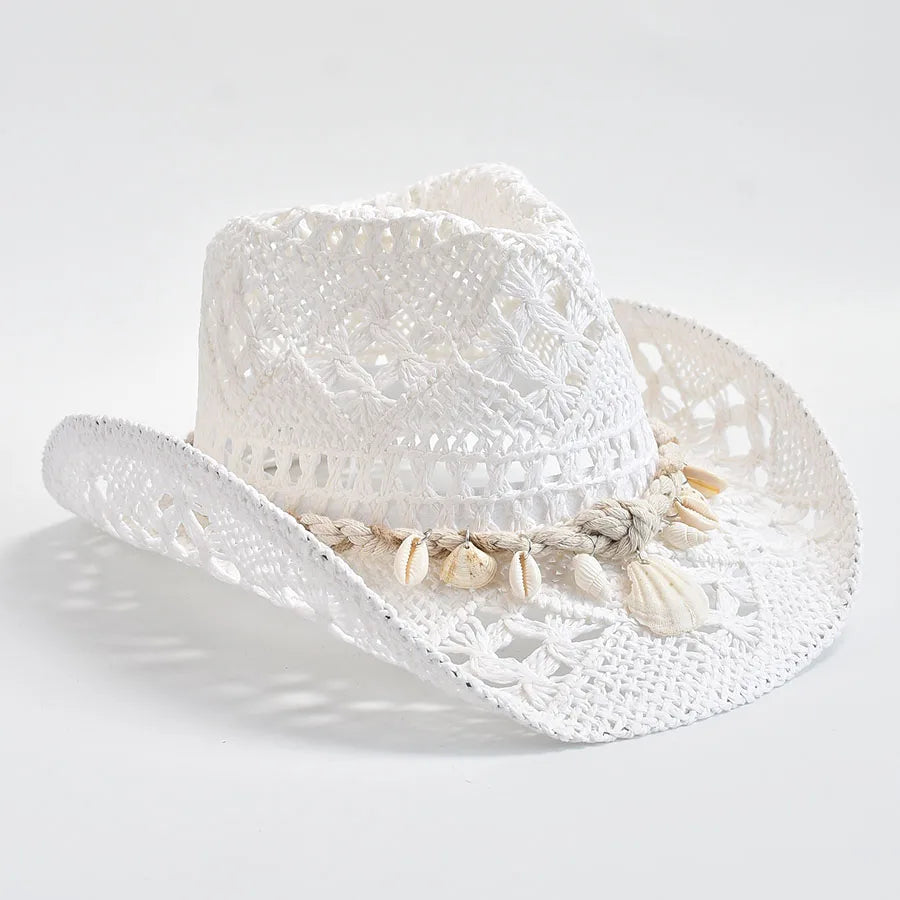Handgeweven strohoed met schelpdecoratie