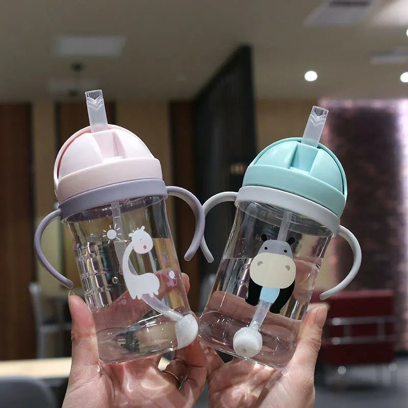 350ml kinder drinkbeker met rietje en zwaartekrachtbal