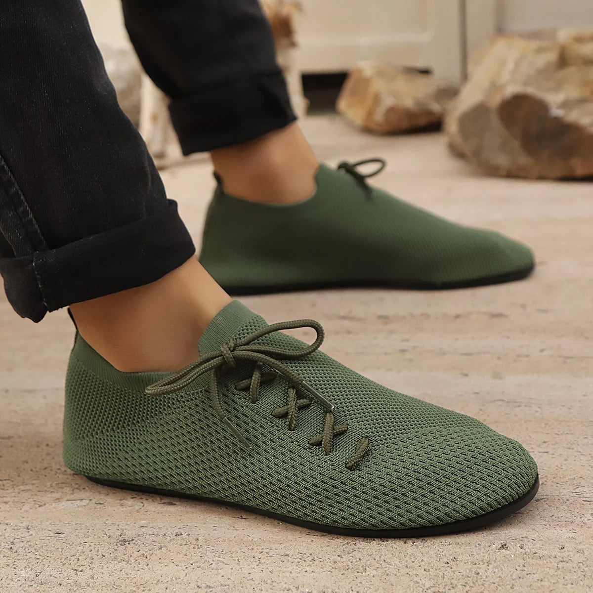 Ademende gebreide herenschoenen