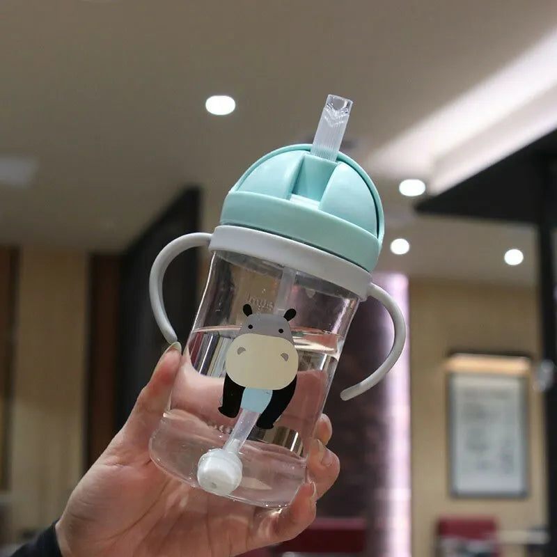 350ml kinder drinkbeker met rietje en zwaartekrachtbal