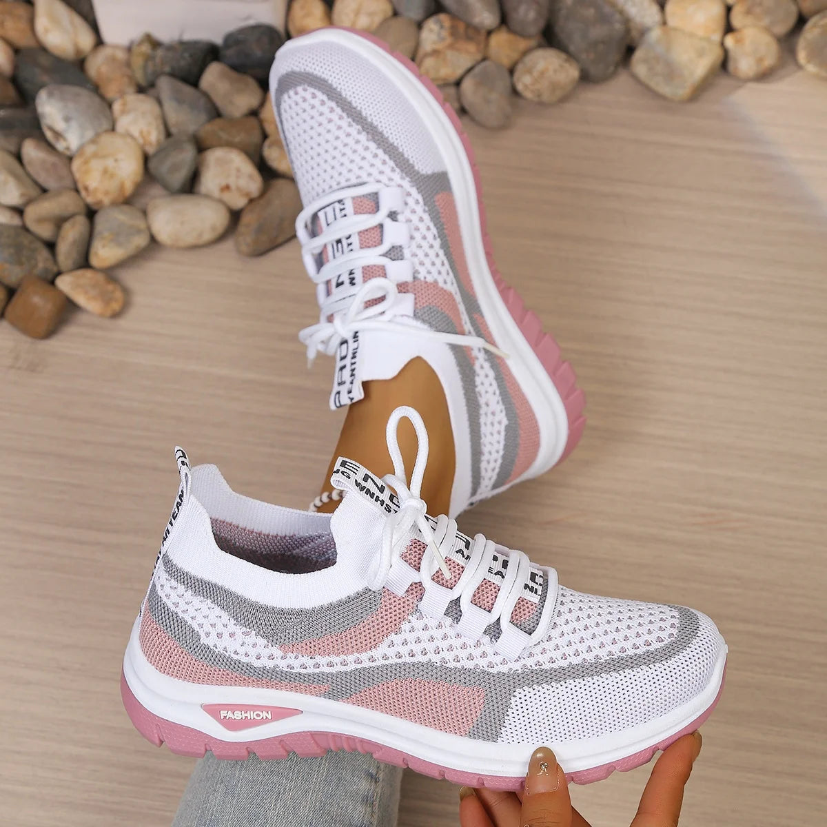 Tweekleurige gebreide sneakers - afbeelding 32