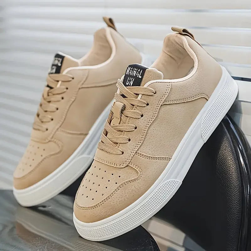 Casual sneakers