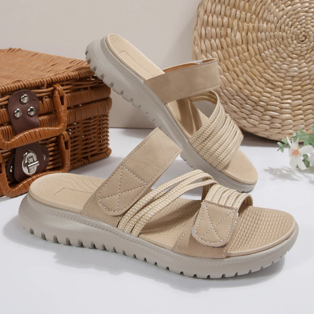 Dames slippers met dikke zool