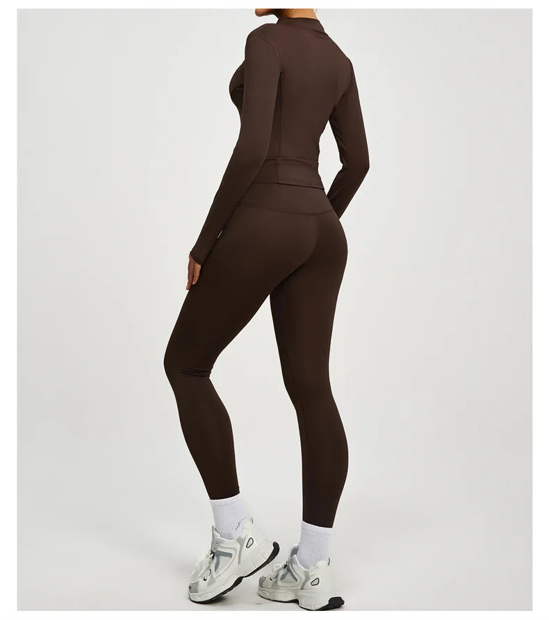 Sportset met vest en legging - afbeelding 11
