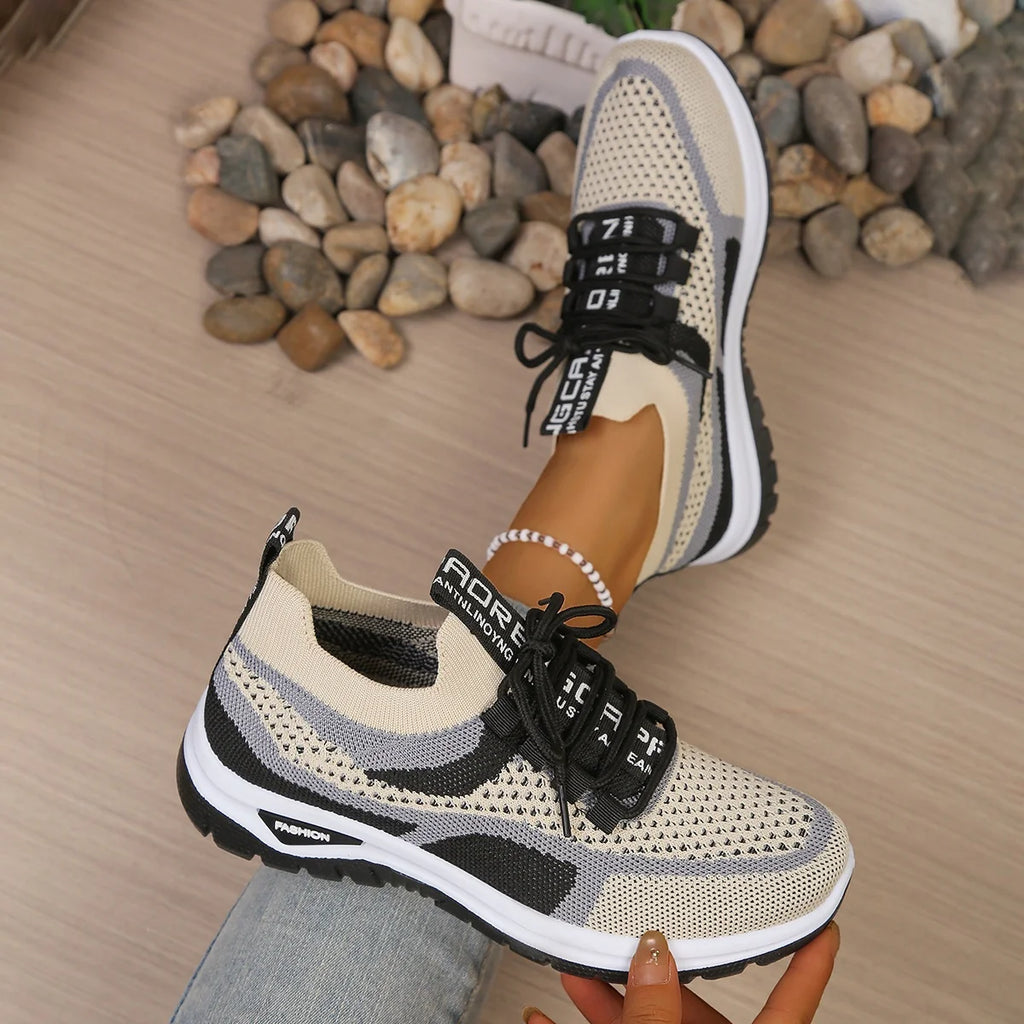 Tweekleurige gebreide sneakers - afbeelding 3