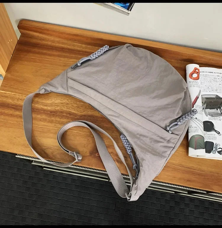 Nylon hobo crossbody tas - afbeelding 20
