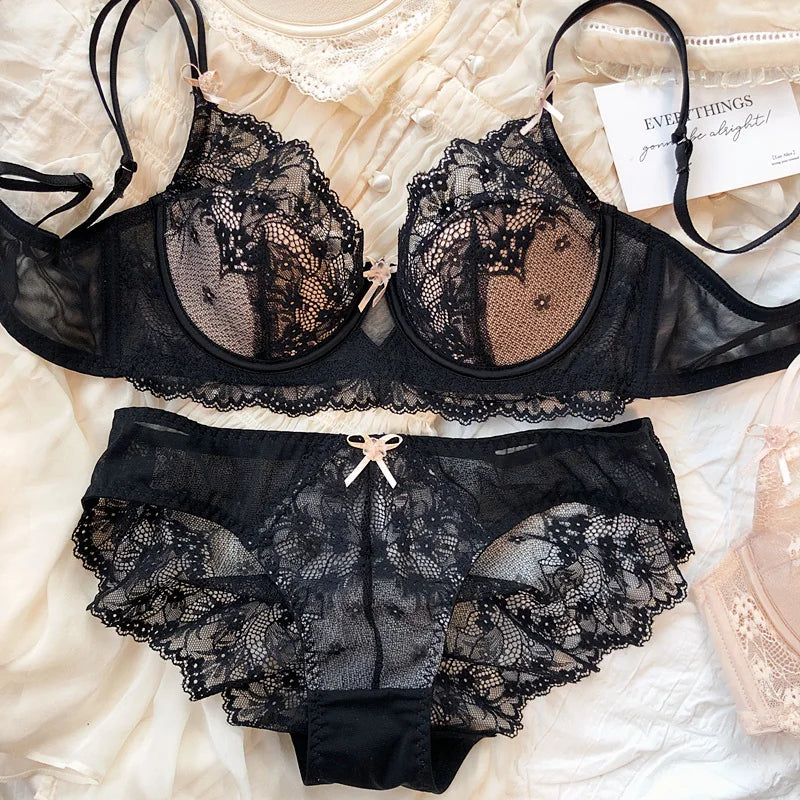 Kanten lingerieset met strikje