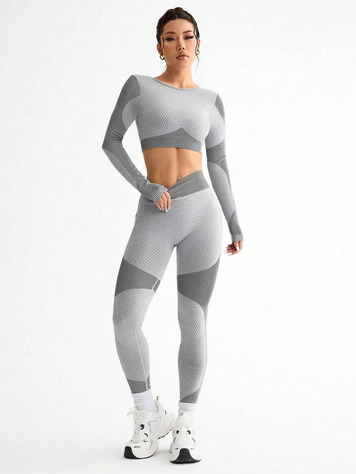 Naadloze sportset met crop top