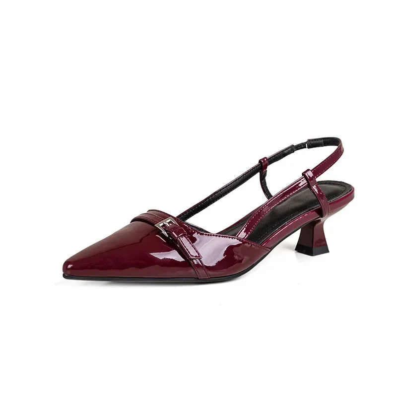 Lakleren slingback pumps
