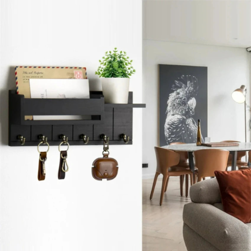 Rustieke houten wandplank met 6 haken voor post en sleutels