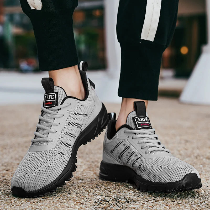 Lichte heren sportschoenen